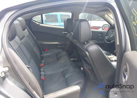 2005 Pontiac Grand Prix Gxp z USA, uszkodzony, nr VIN 2G2WC52CX51351102